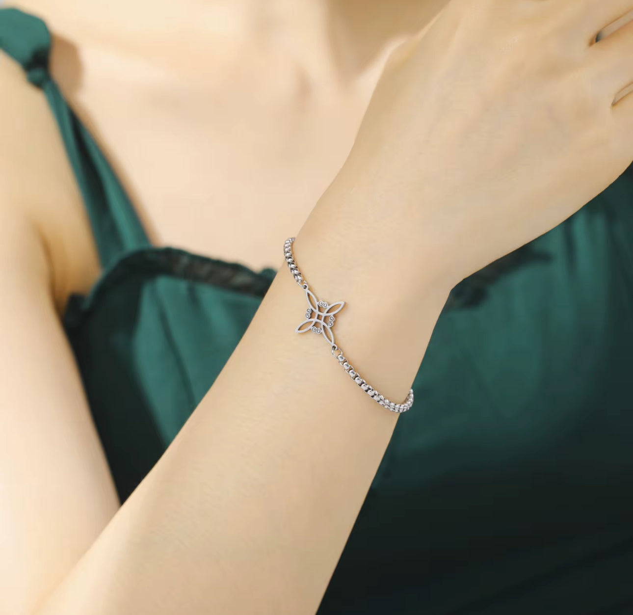 NUDO DE BRUJA BRACELET