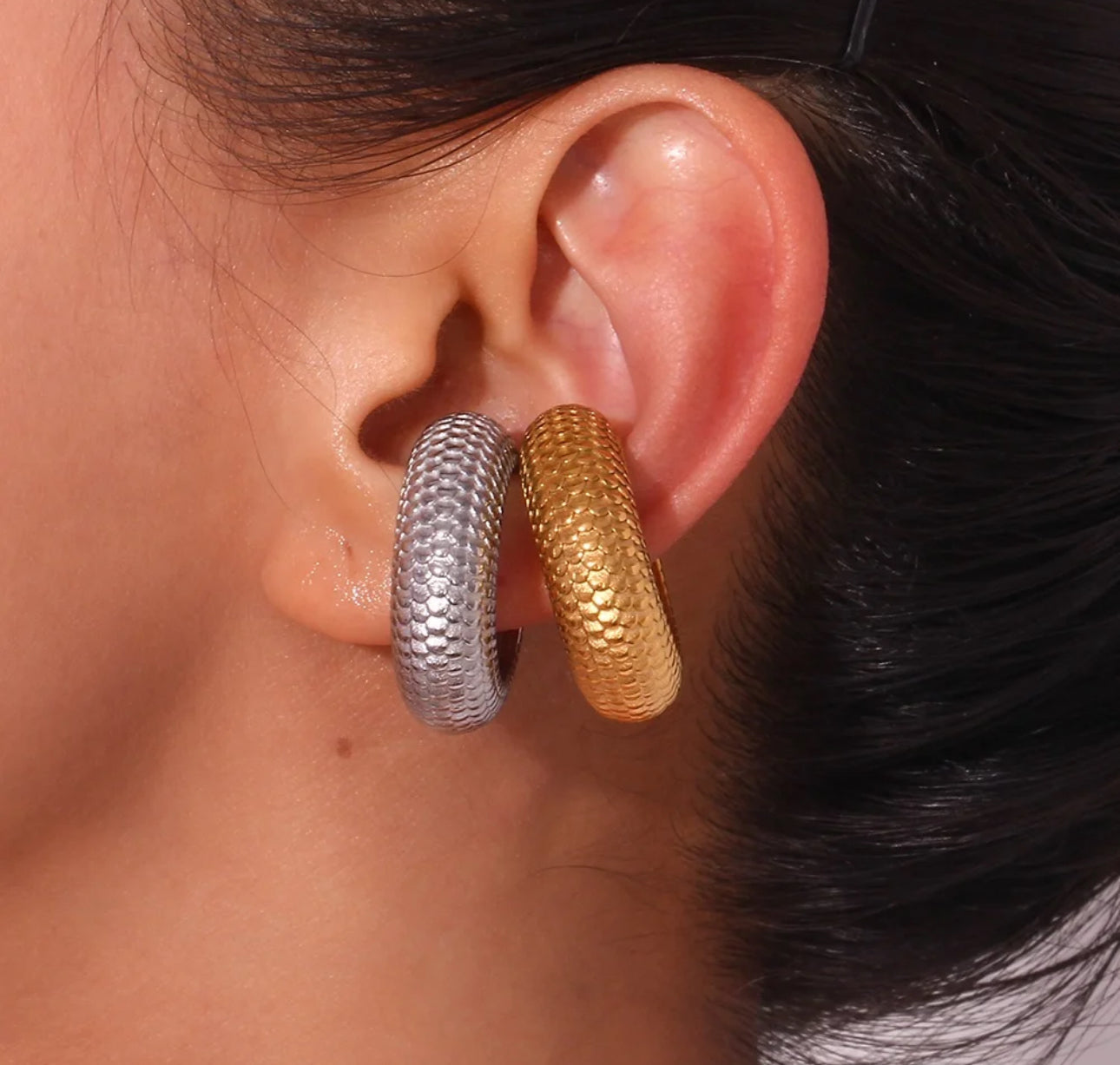 MARYTA EAR CUFF EARRING