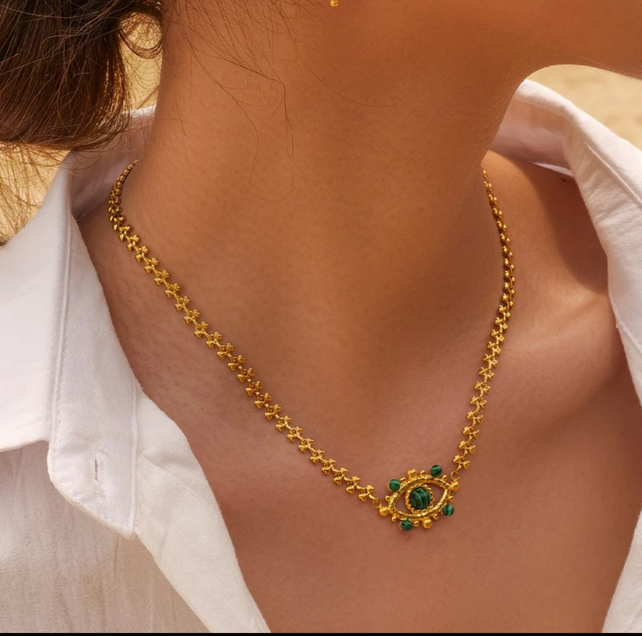 IRANIA EVIL NECKLACE