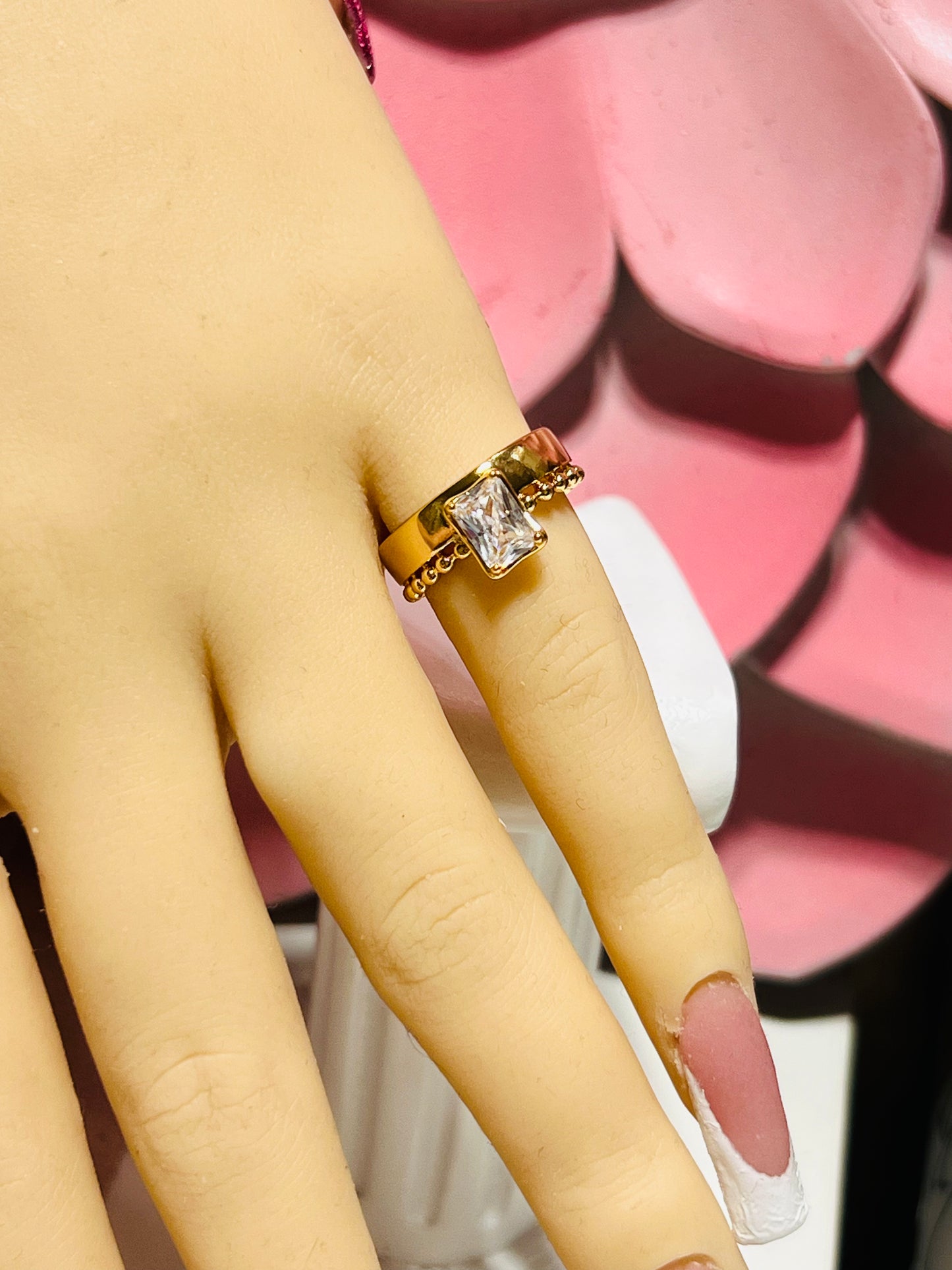 R114 OPEN RING