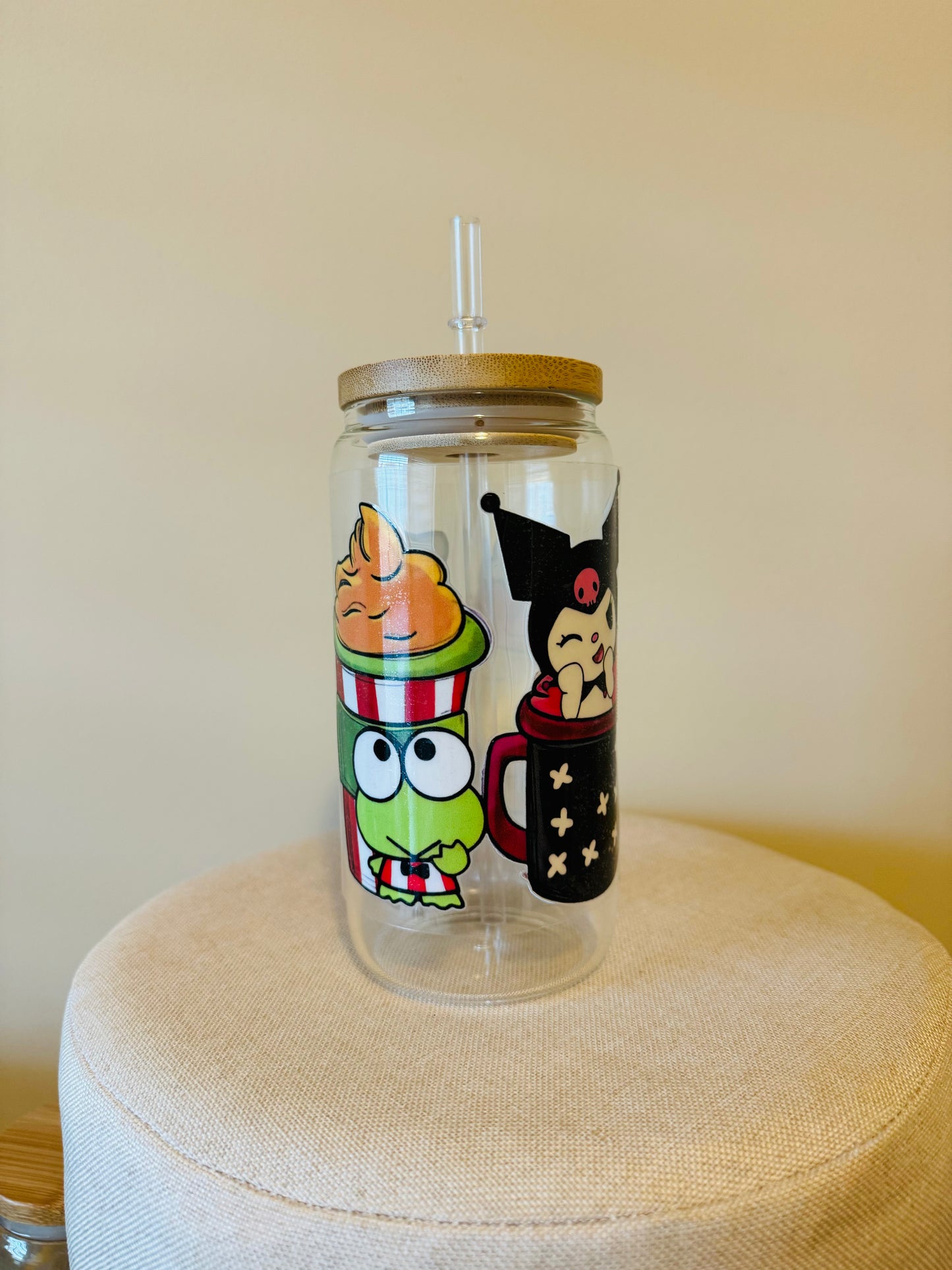 KITTY DRINKS CLEAR CUP NL