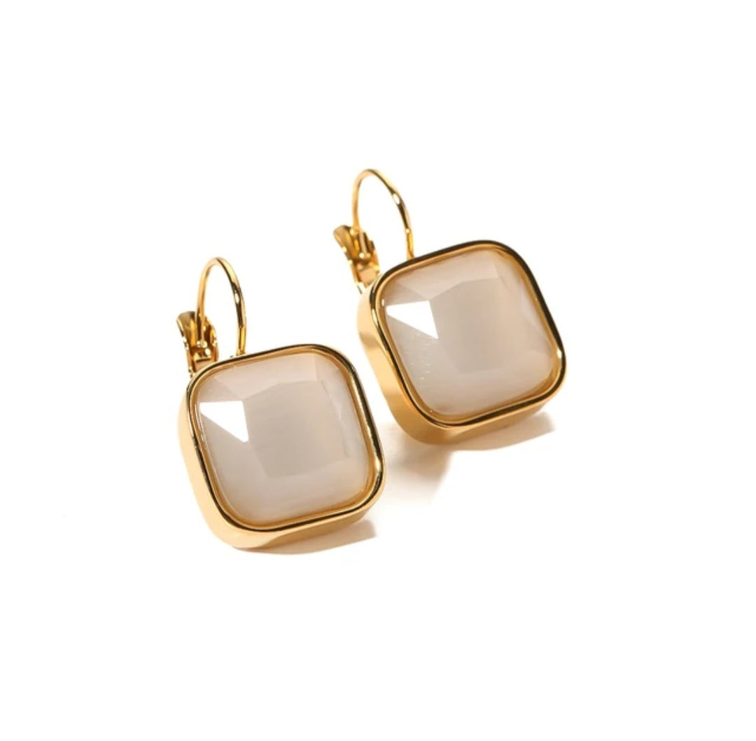 MELBA EARRING