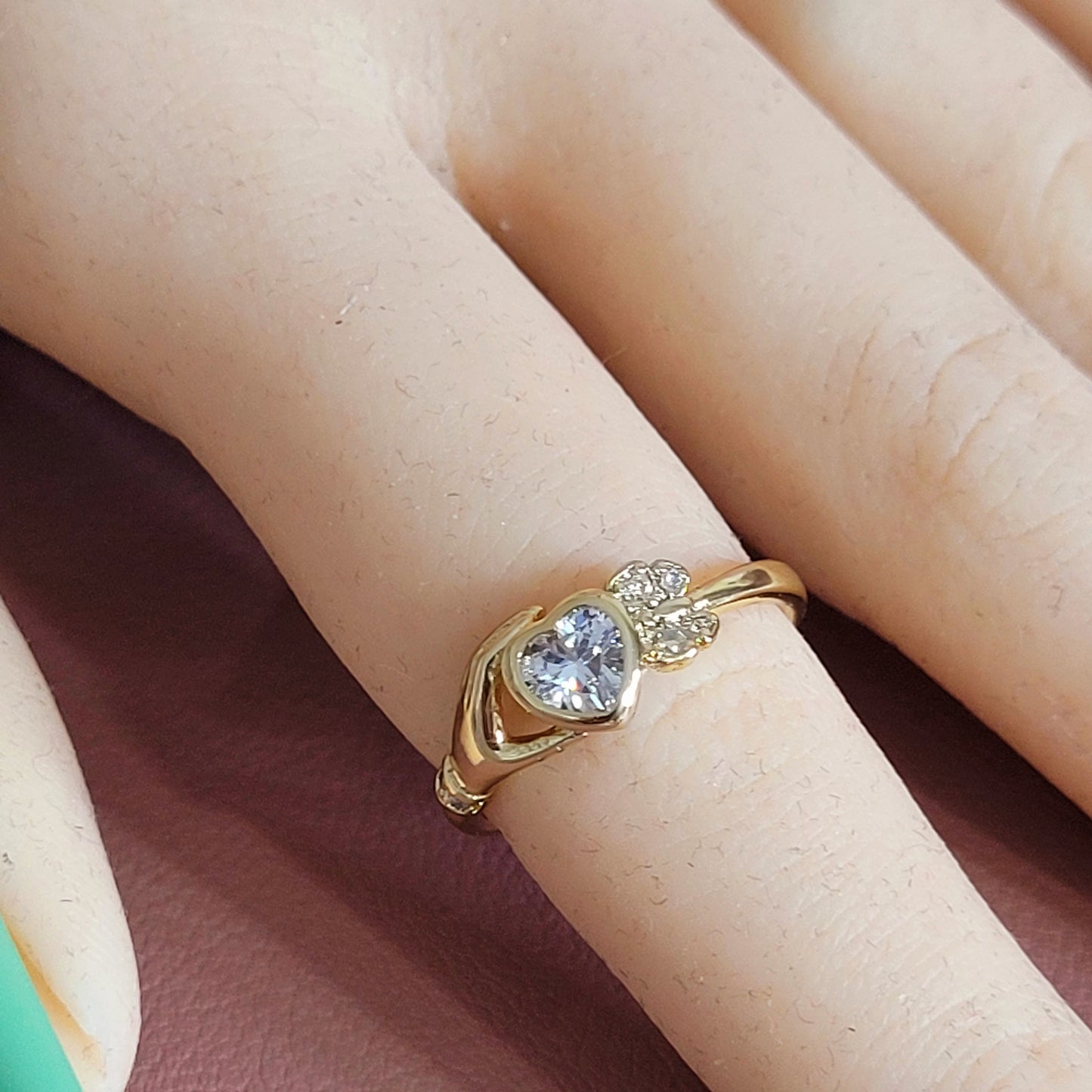 R17 RING