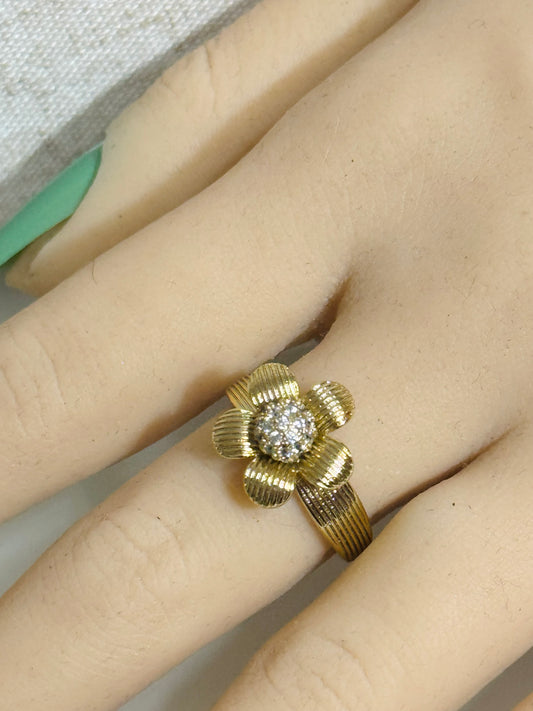 R18 RING