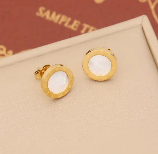 DANIELLA EARRING