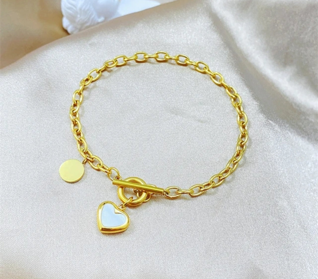 Buy anika bracelet in India @ Limeroad